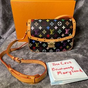 Louis Vuitton Murakami Solonge in Noir